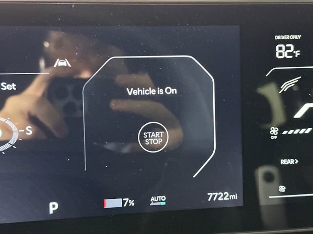 Used 2025 Kia EV9 Wind image 18