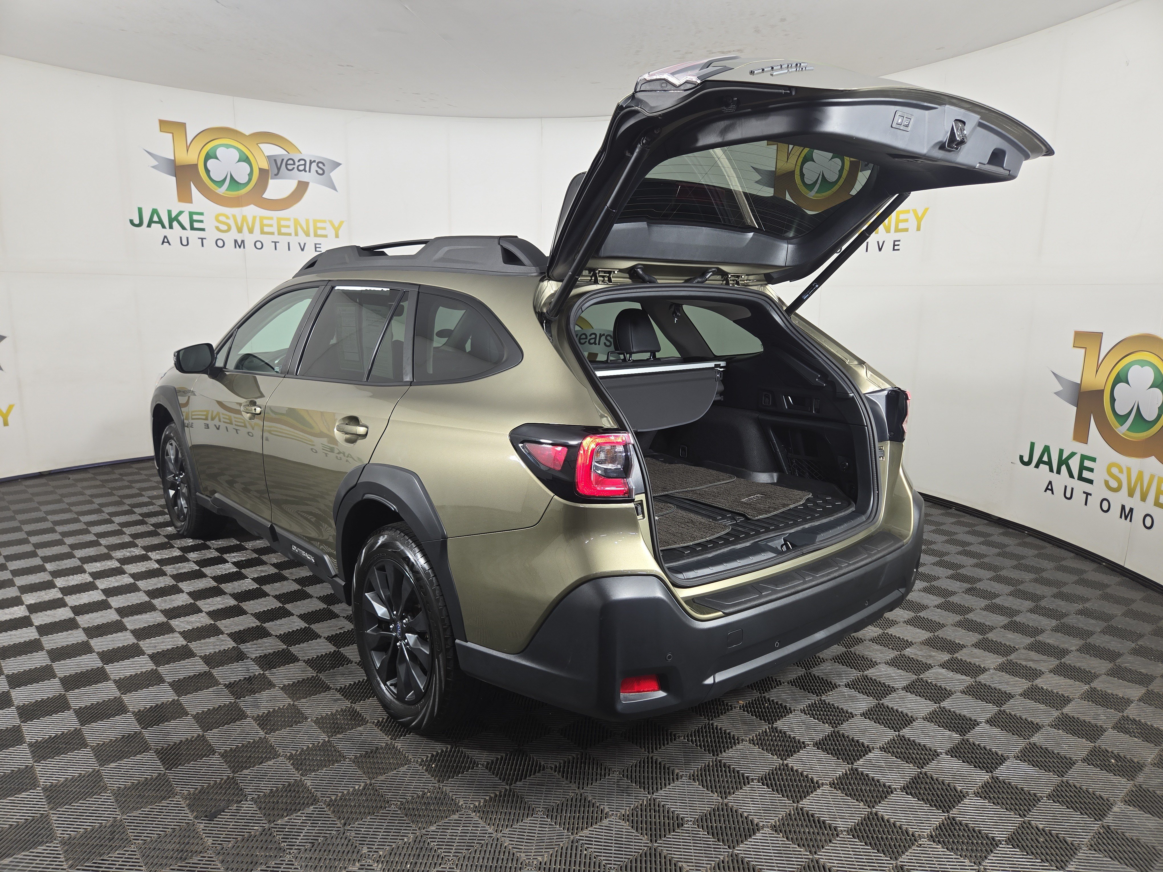 Used 2024 Subaru Outback Onyx Edition AWD/4WD image 32