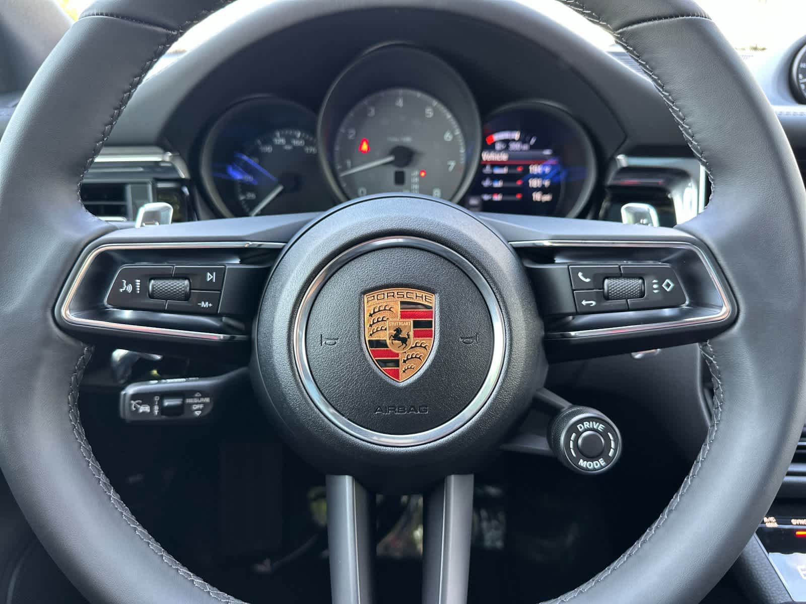 New 2026 Porsche Macan S AWD/4WD image 26