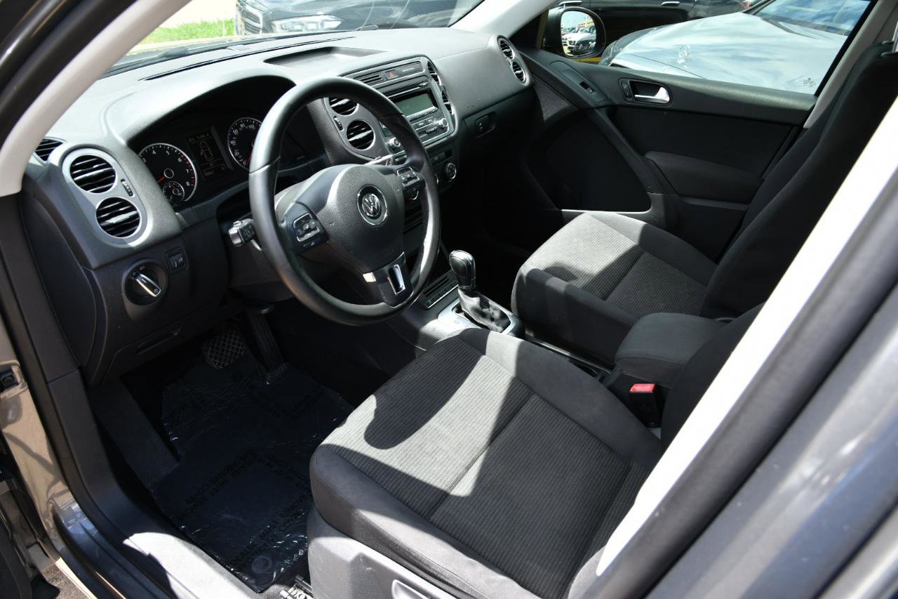 Used 2014 Volkswagen Tiguan S FWD image 16