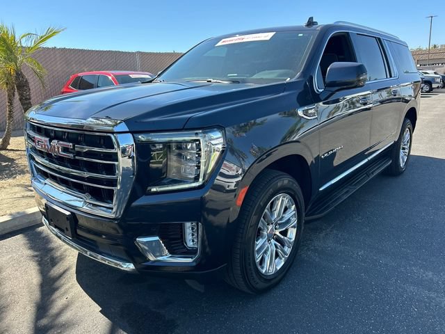 Used 2023 GMC Yukon XL SLT w/ SLT Premium Package AWD/4WD video 3