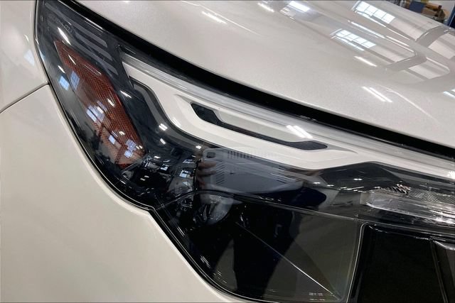 Used 2025 Subaru Forester Premium AWD/4WD image 28