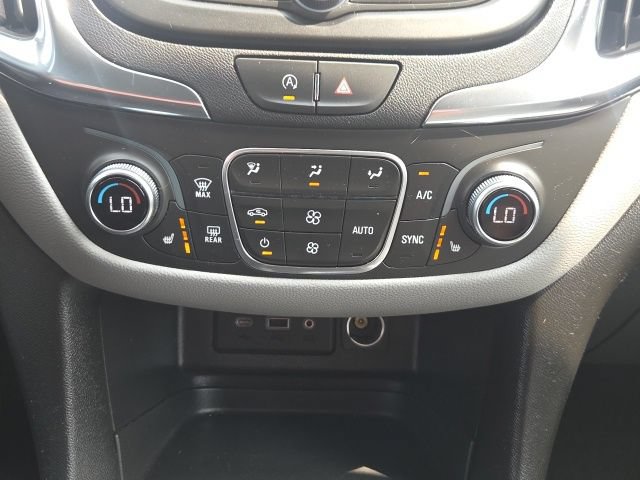 Used 2024 Chevrolet Equinox LT w/ Driver Convenience Package FWD image 33
