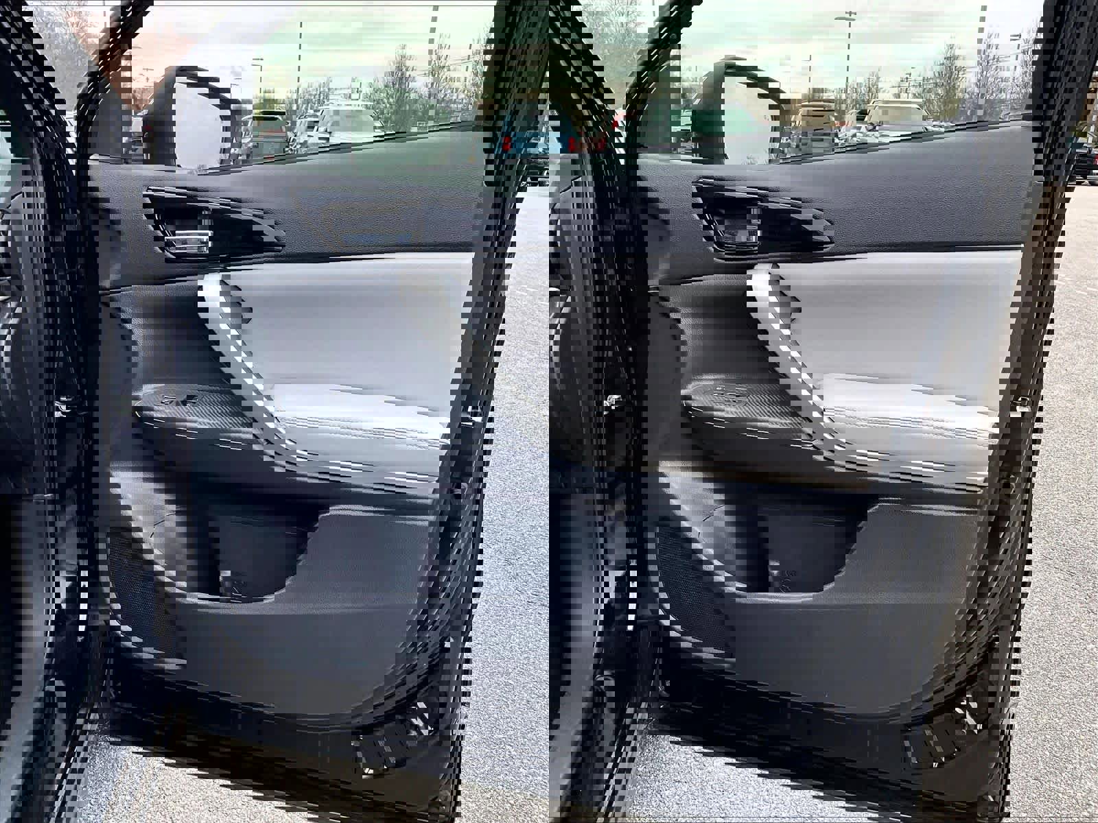 Used 2024 Mitsubishi Eclipse Cross SEL image 12