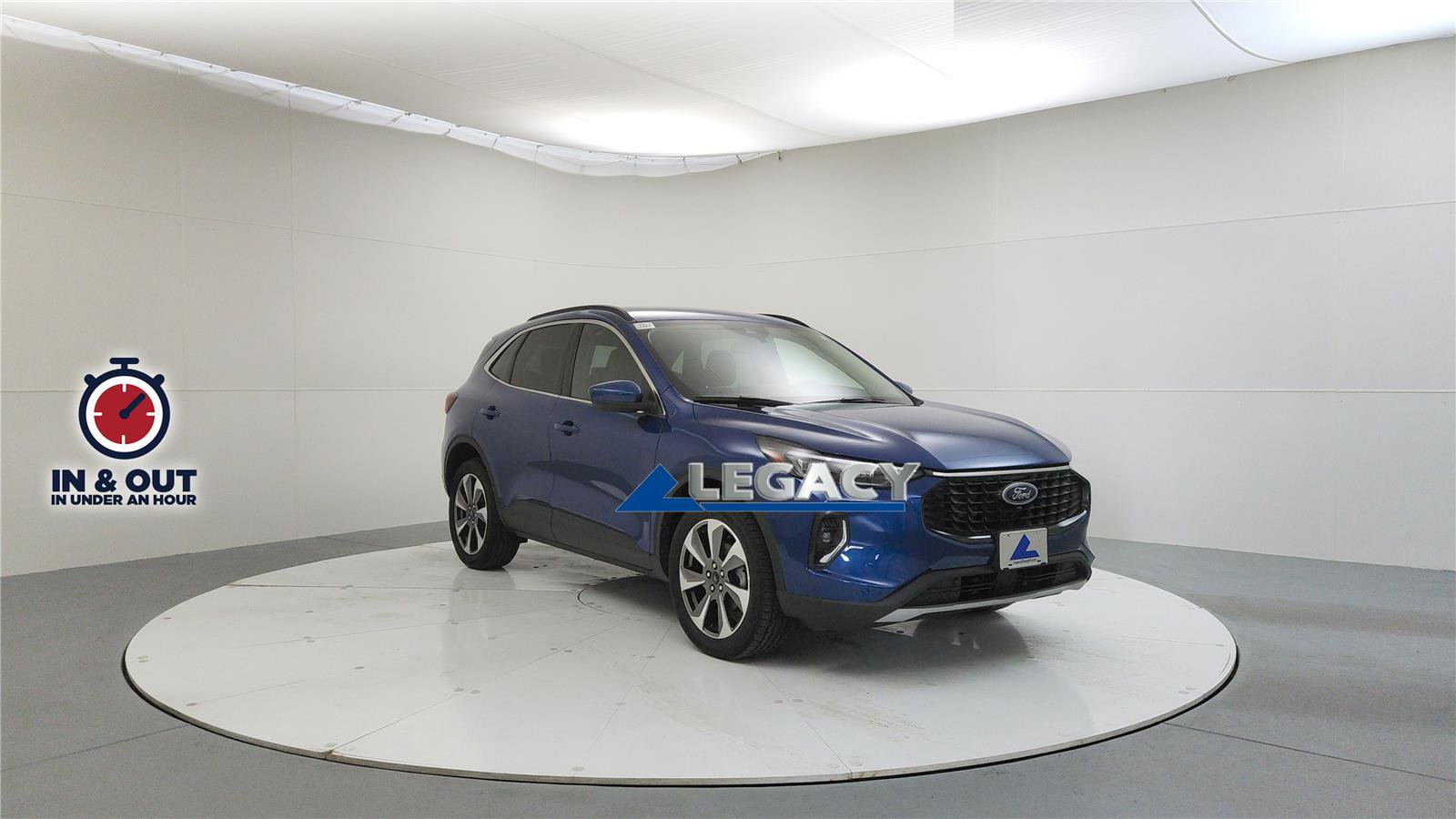 Used 2023 Ford Escape Platinum w/ Premium Technology Package image 1