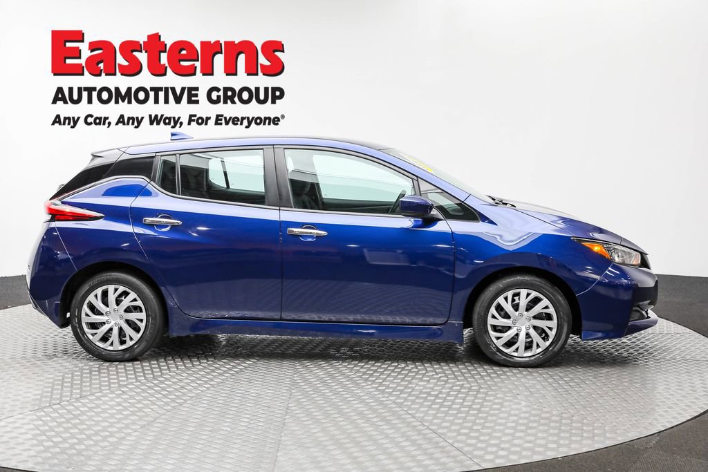 Used 2023 Nissan Leaf S image 4