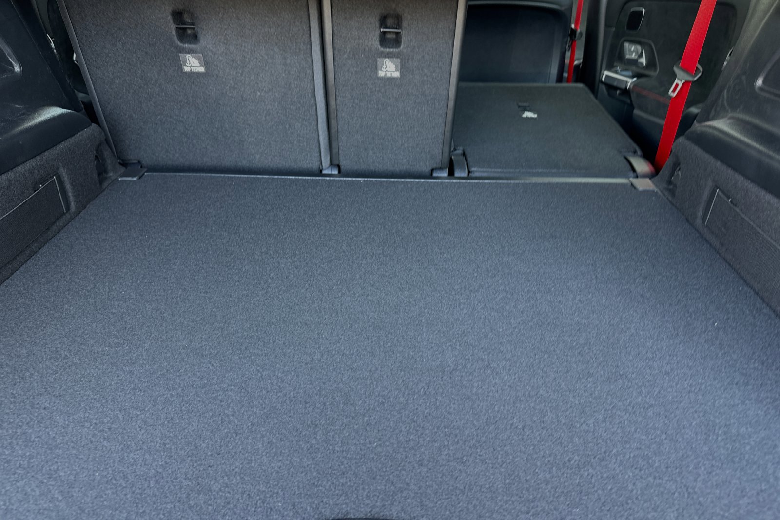 New 2025 Mercedes-Benz GLB 35 AMG 4MATIC image 10