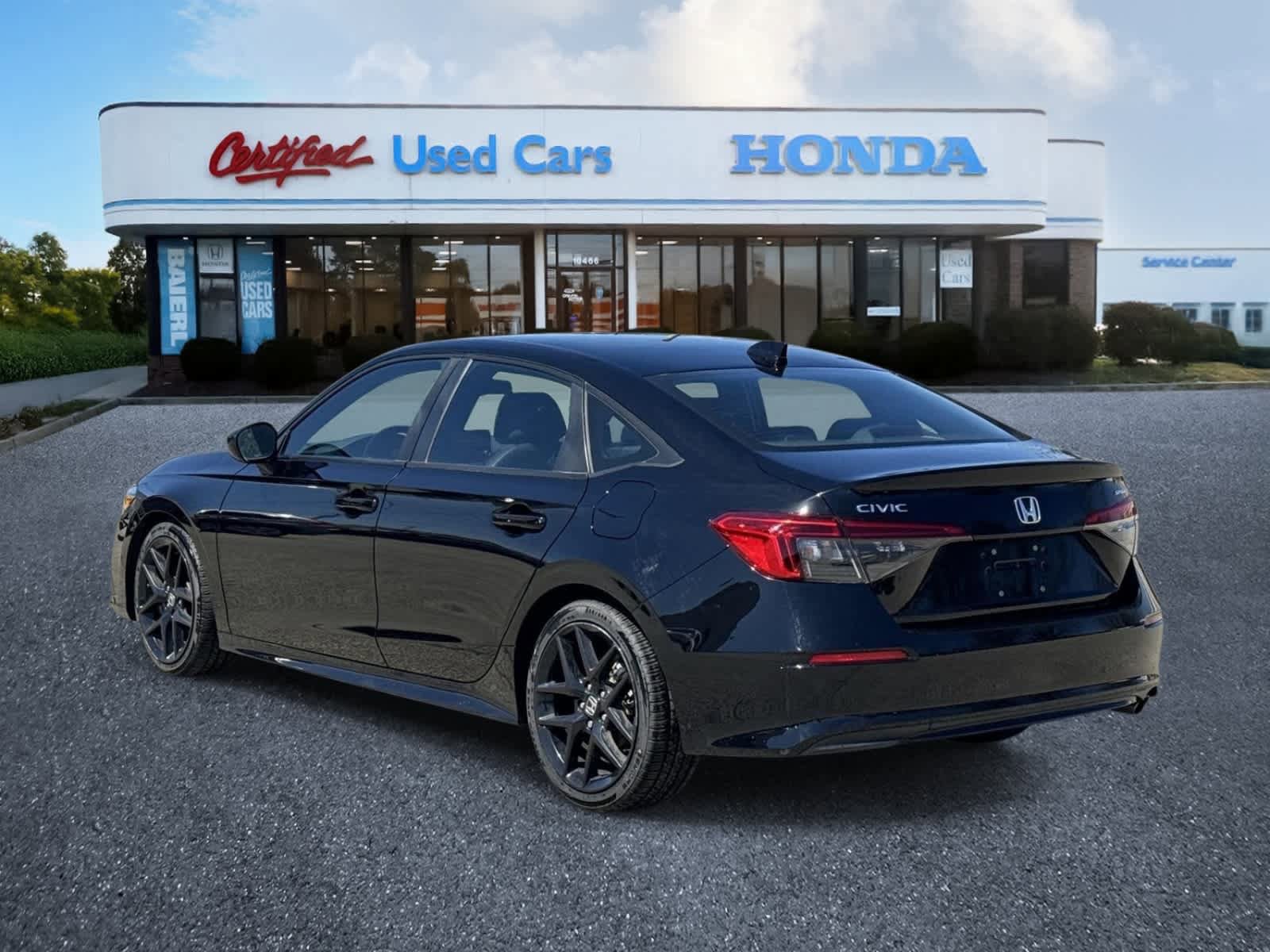 Used 2023 Honda Civic Sport image 3