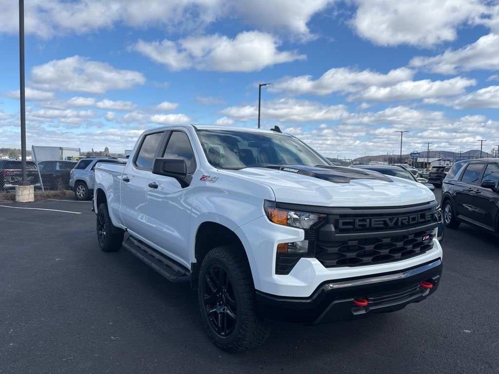 Used 2025 Chevrolet Silverado 2500 LT w/ Safety Package image 1