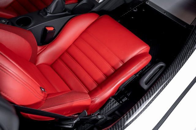 Used 2019 Alfa Romeo 4C Spider RWD image 47