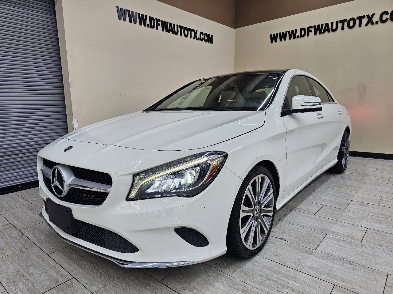 Used 2018 Mercedes-Benz CLA 250 4MATIC image 2
