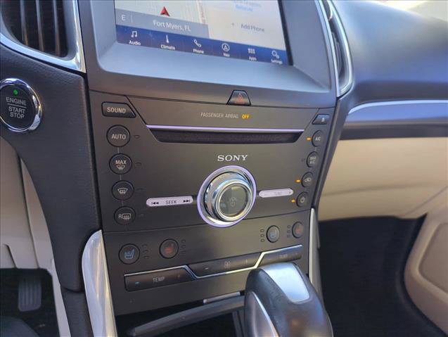 Used 2017 Ford Edge Titanium w/ Equipment Group 301A FWD image 19