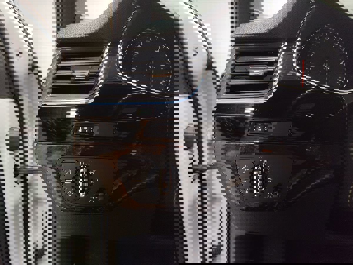 Used 2017 Audi Q7 3.0T Premium Plus image 29