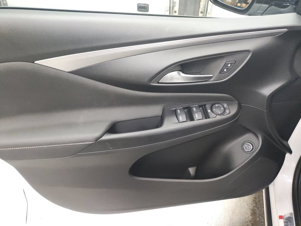 New 2026 Buick Envista Sport Touring FWD image 26