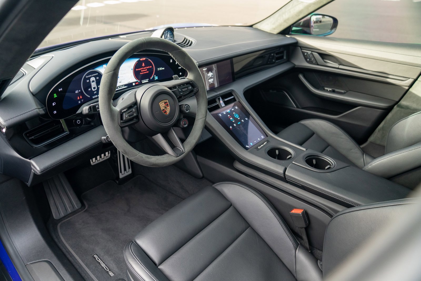 Used 2025 Porsche Taycan Turbo GT image 4