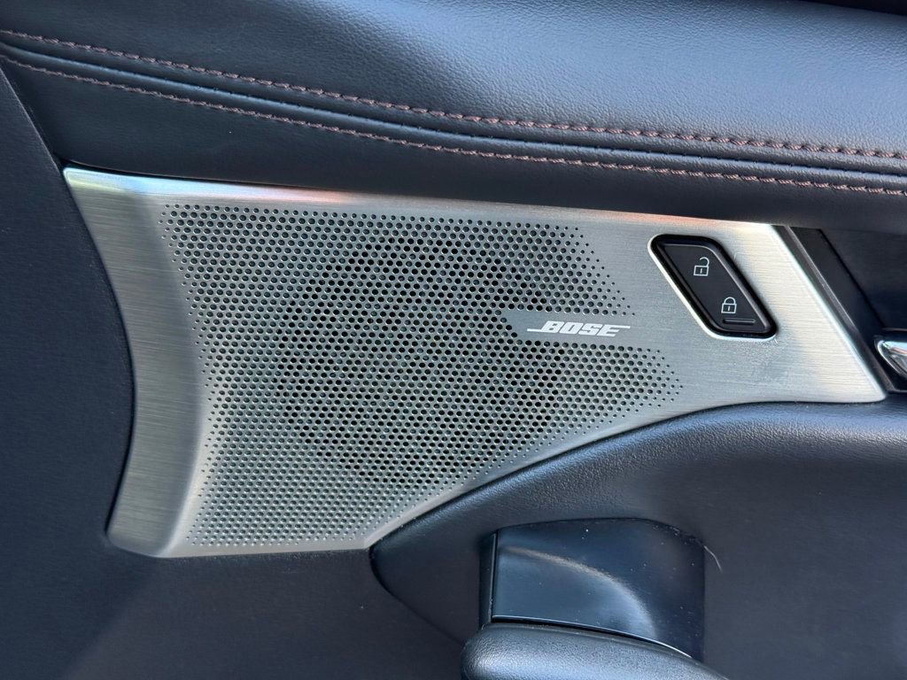 Used 2019 MAZDA MAZDA3 Hatchback w/ Premium Package image 33