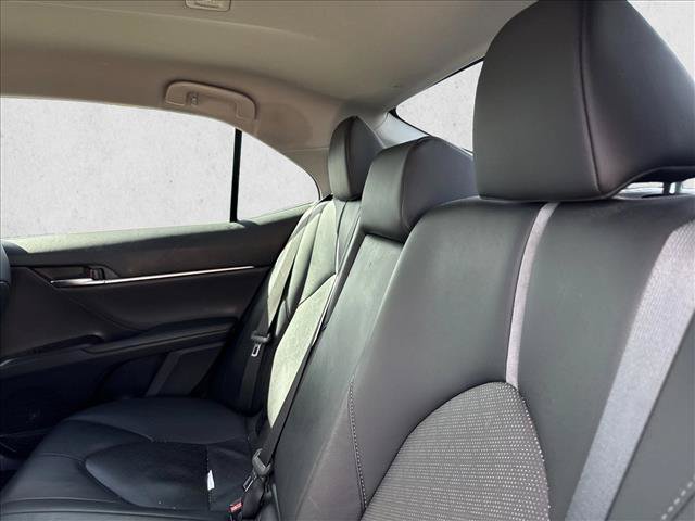 Used 2022 Toyota Camry XSE FWD image 18