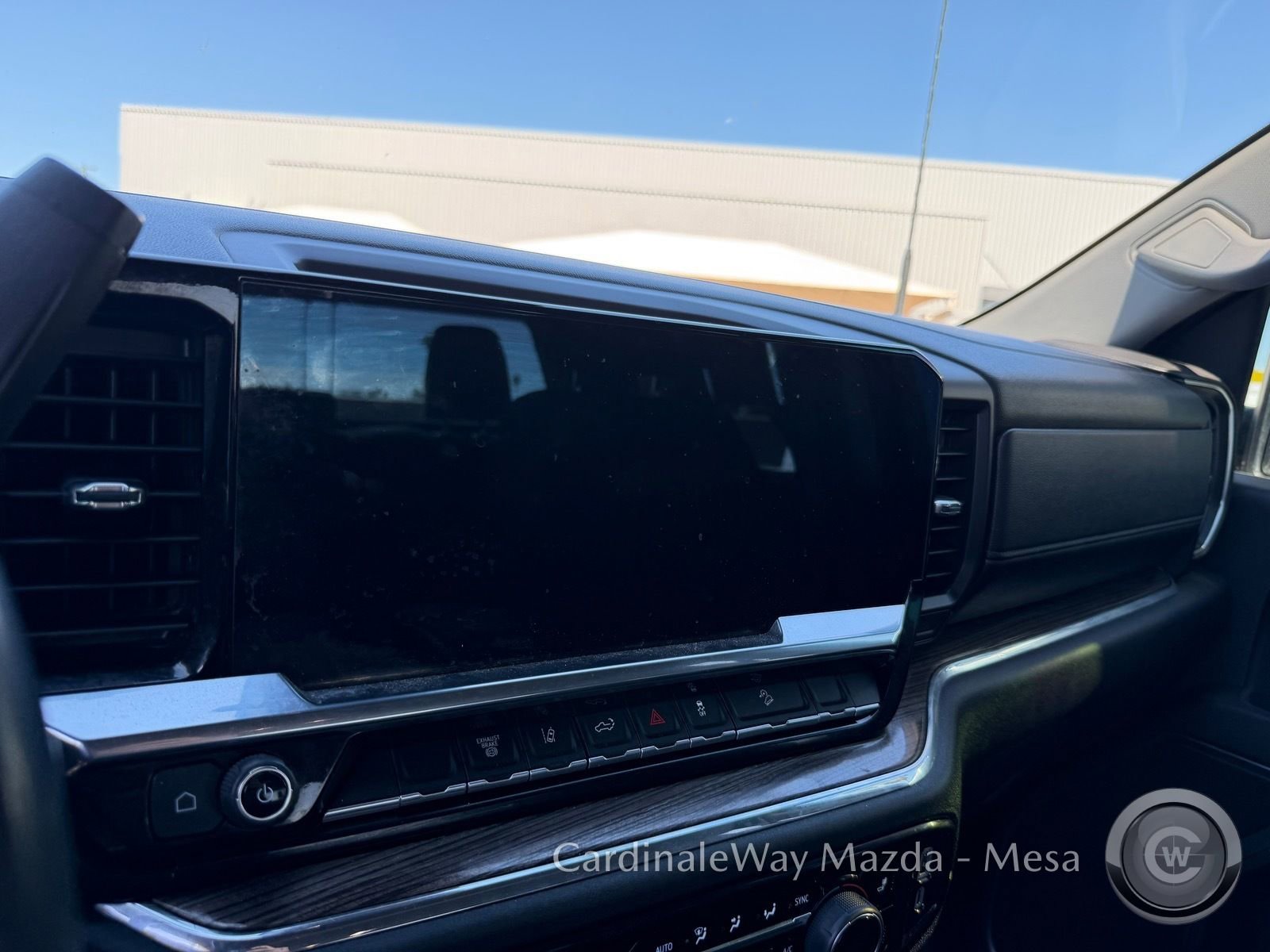 Used 2024 Chevrolet Silverado 2500 LT image 8