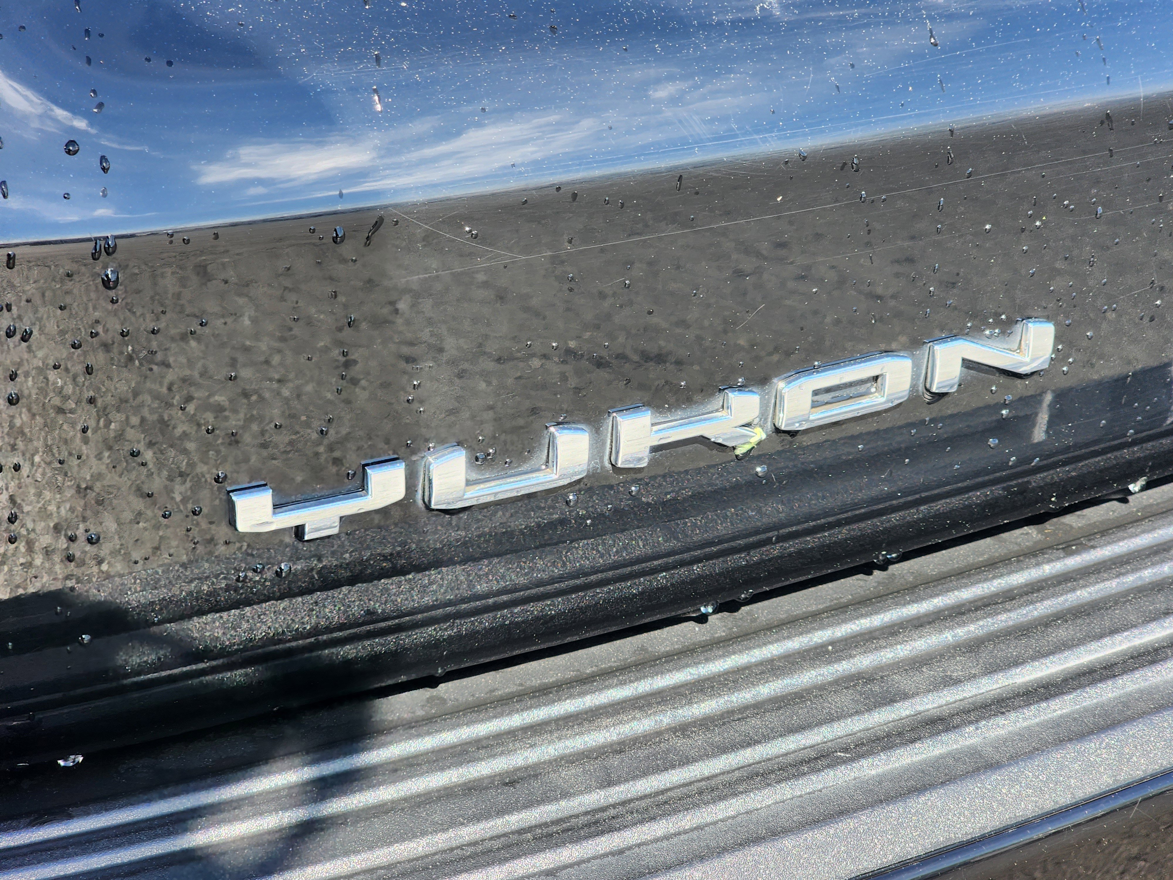 Used 2022 GMC Yukon XL SLE image 11