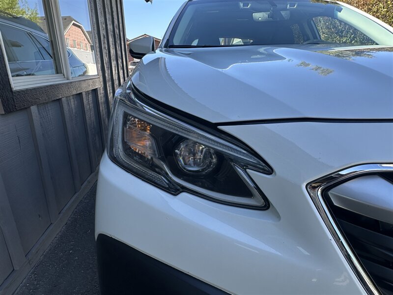 Used 2022 Subaru Outback Limited AWD/4WD image 22