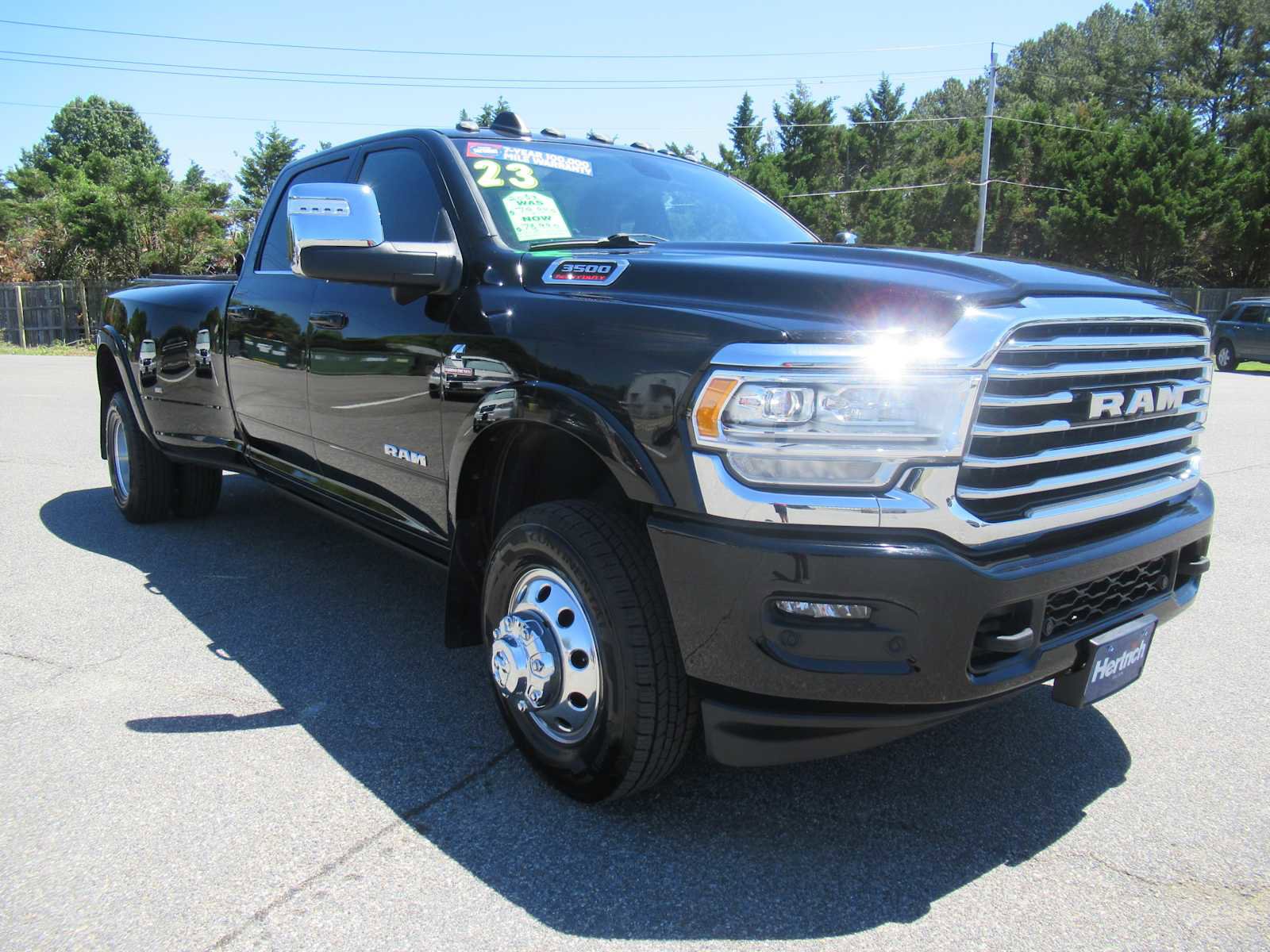 Used 2023 RAM 3500 Limited AWD/4WD image 3