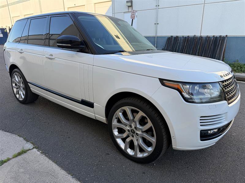 Used 2014 Land Rover Range Rover Supercharged AWD/4WD image 17