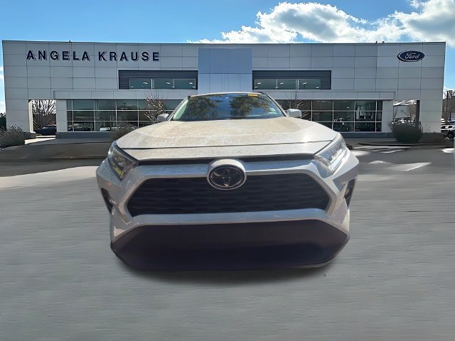 Used 2021 Toyota RAV4 XLE Premium AWD/4WD image 2