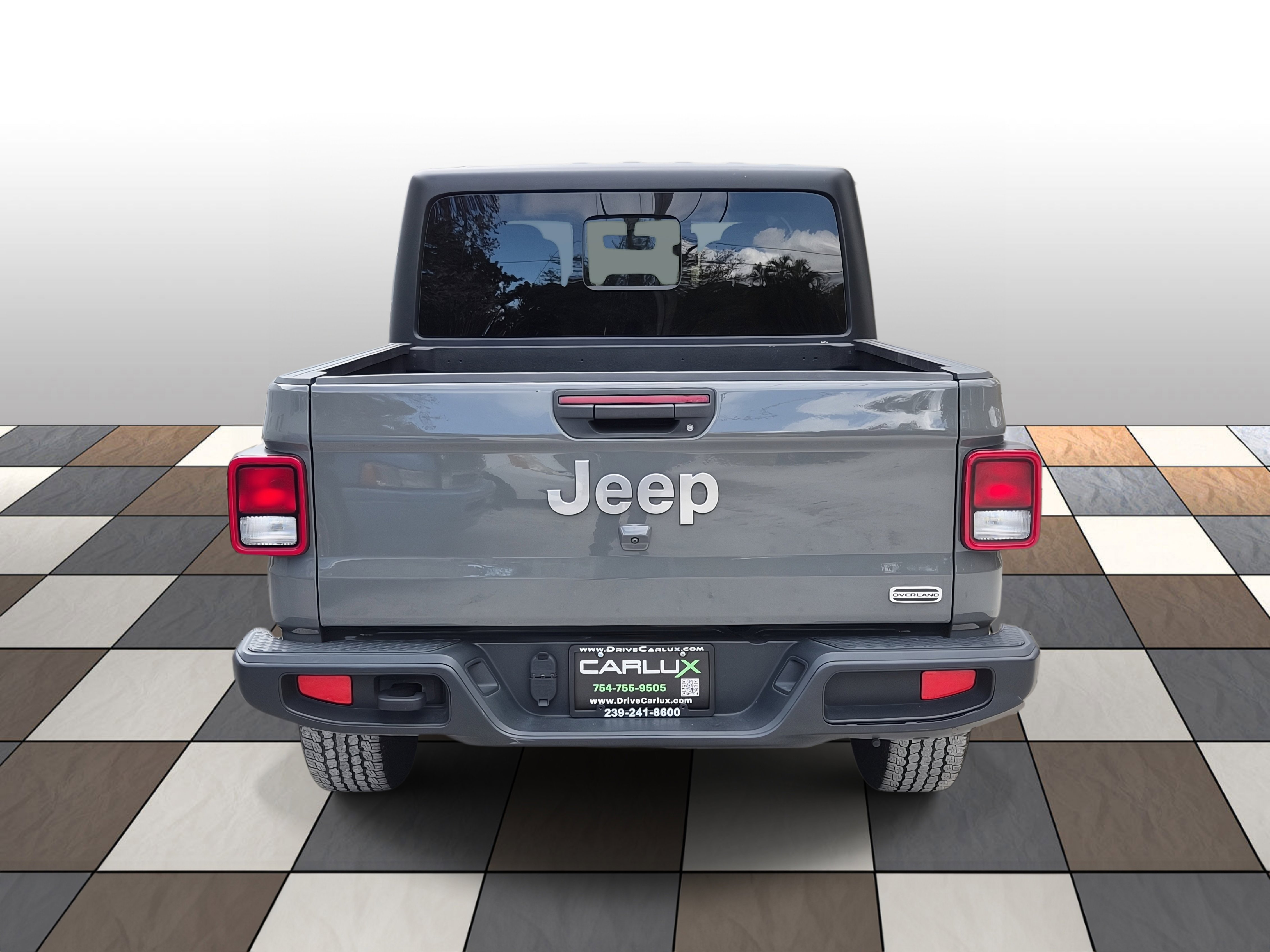 Used 2023 Jeep Gladiator Overland AWD/4WD image 5
