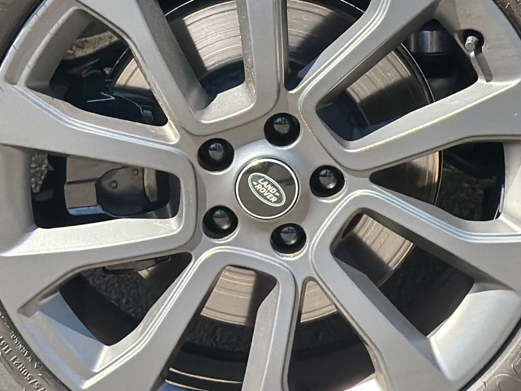 Used 2024 Land Rover Range Rover Sport SE image 6