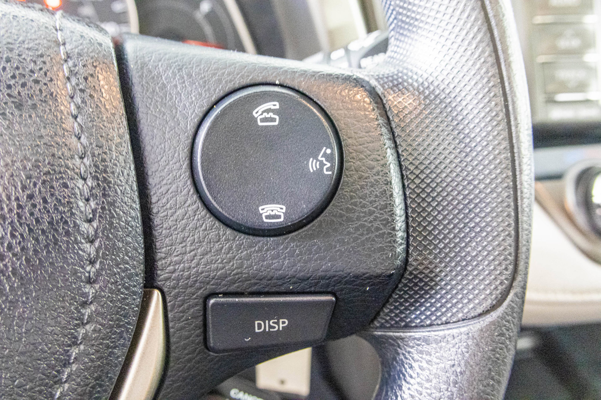 Used 2013 Toyota RAV4 XLE FWD image 31