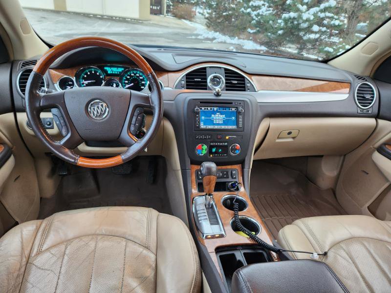 Used 2009 Buick Enclave CXL w/ Entertainment Package #3 image 35