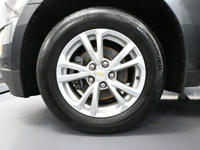 Used 2017 Chevrolet Equinox LT w/ Convenience Package image 16