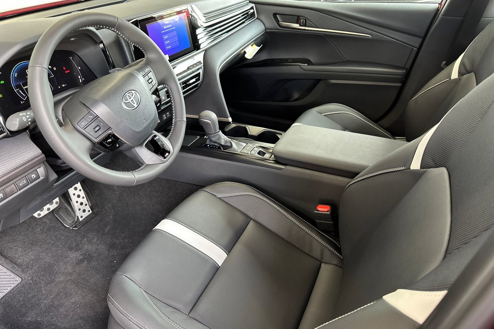 New 2026 Toyota Camry SE image 9