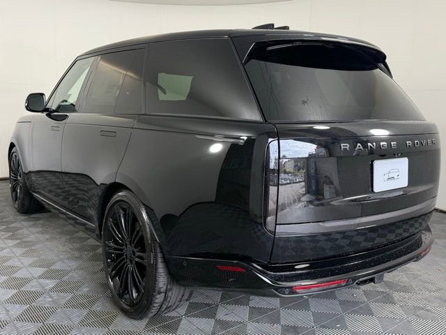 Certified 2026 Land Rover Range Rover SE image 4