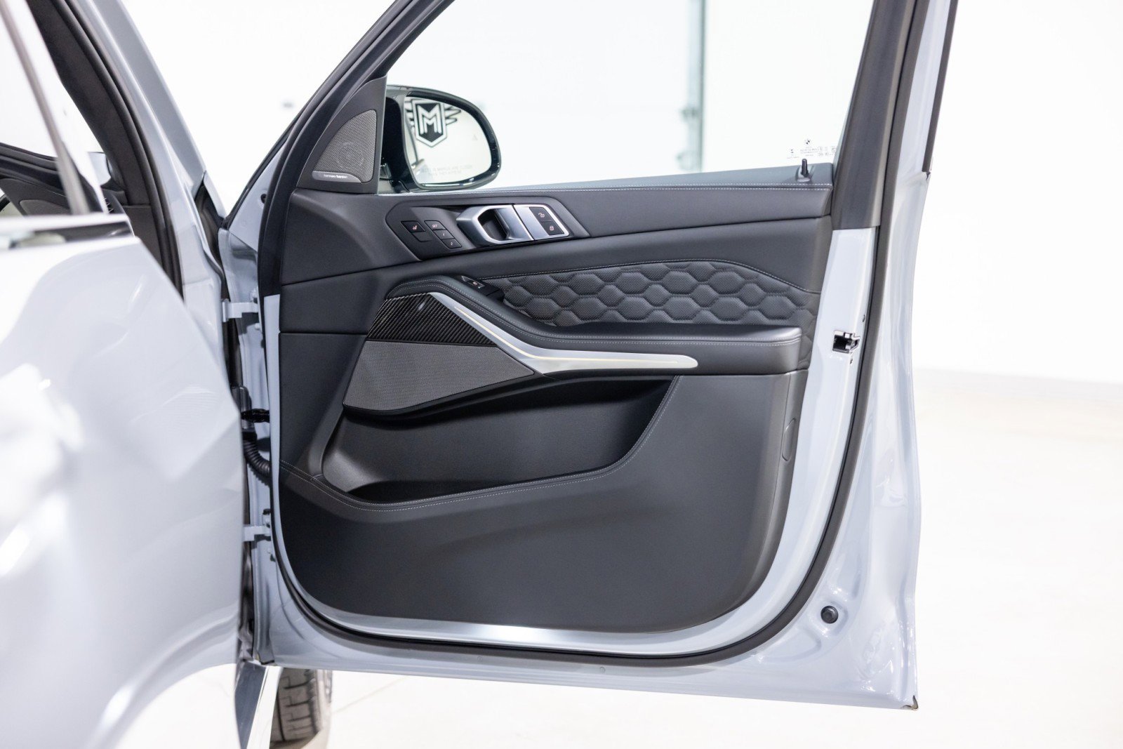 Used 2026 BMW X5 M Competition w/ Executive Package image 25