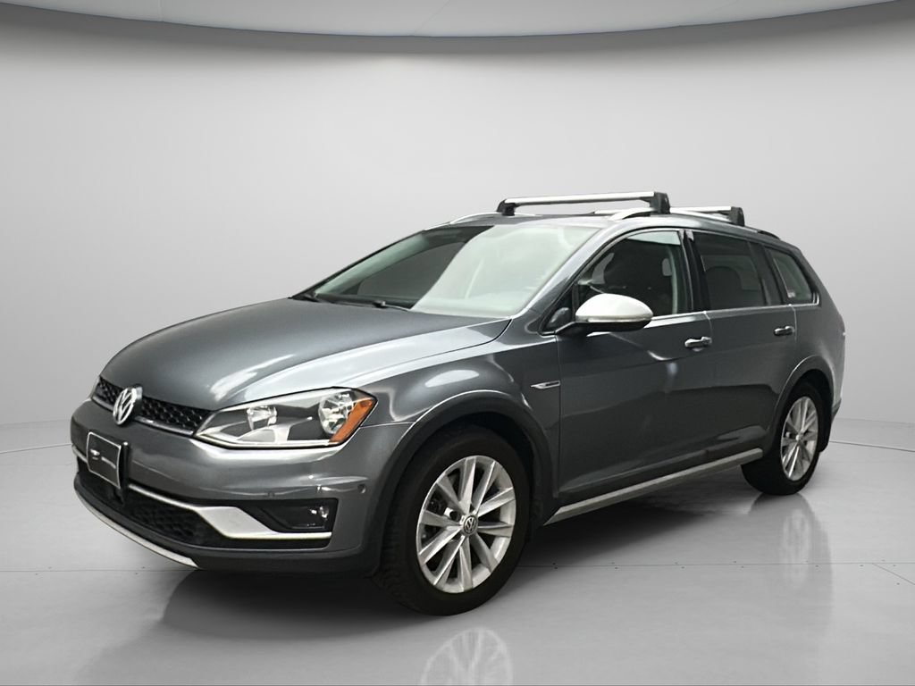 Used 2017 Volkswagen Golf Alltrack SE AWD/4WD image 2