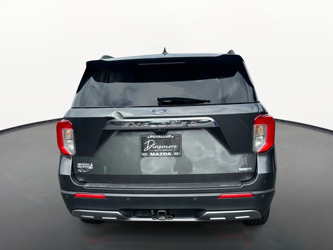 Used 2020 Ford Explorer XLT w/ Equipment Group 202A AWD/4WD image 4