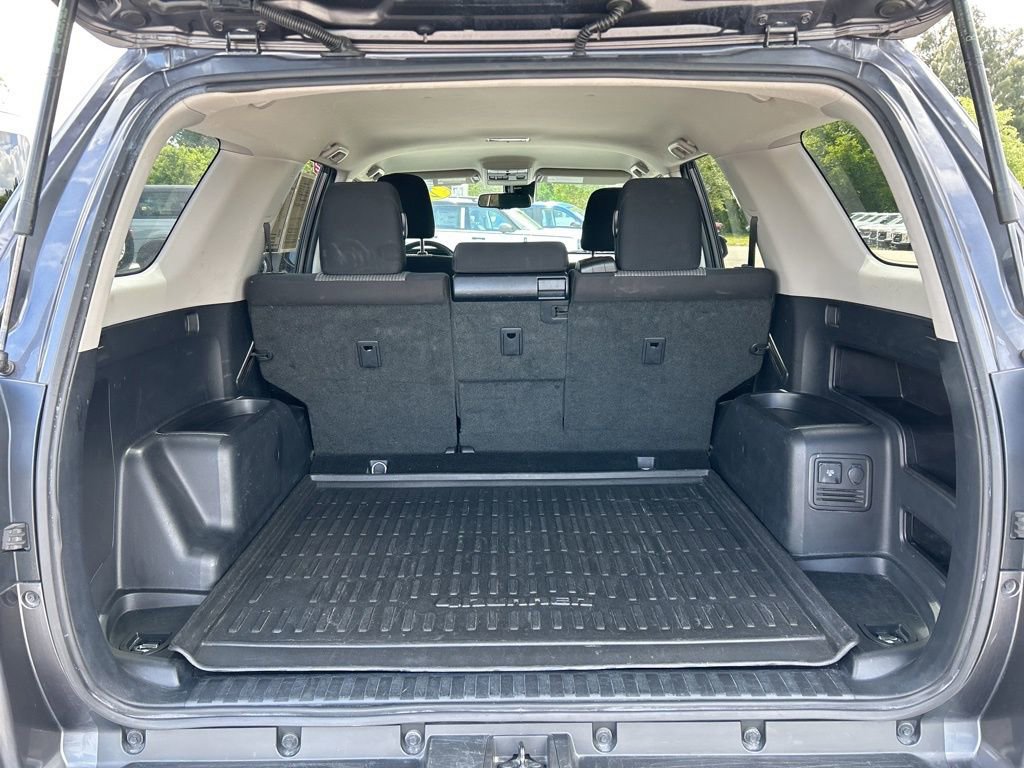 Used 2023 Toyota 4Runner SR5 image 44