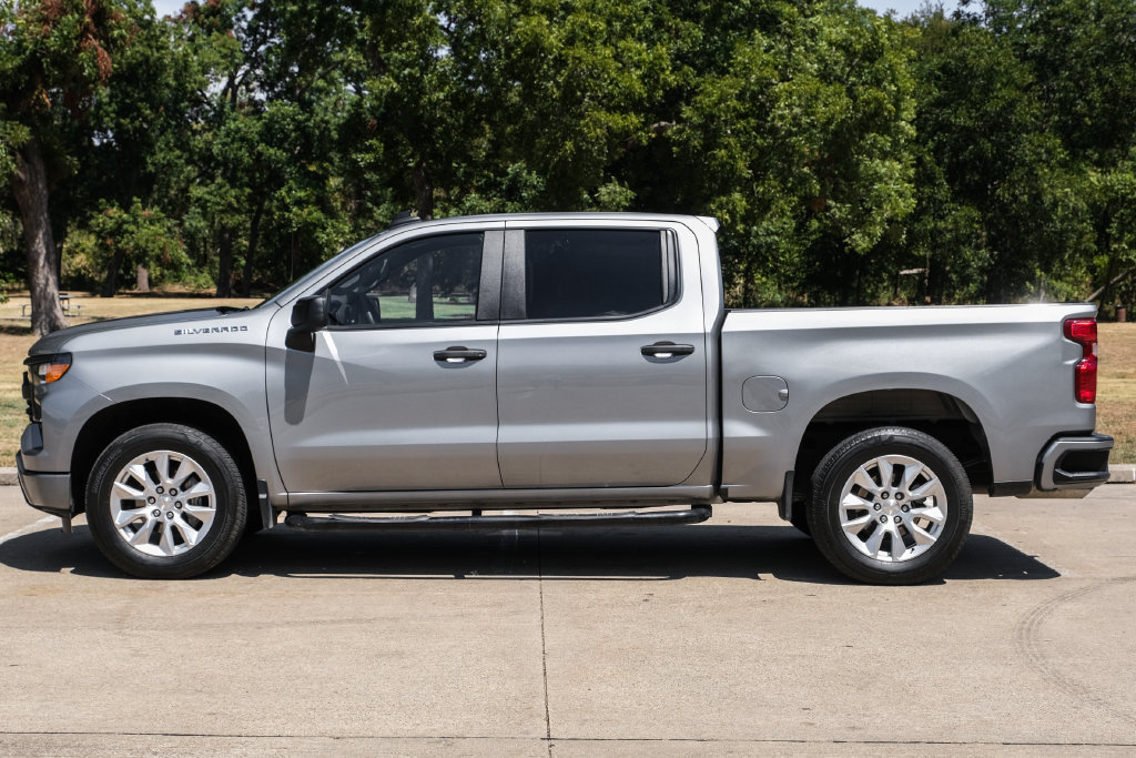 Used 2024 Chevrolet Silverado 1500 Custom RWD image 11