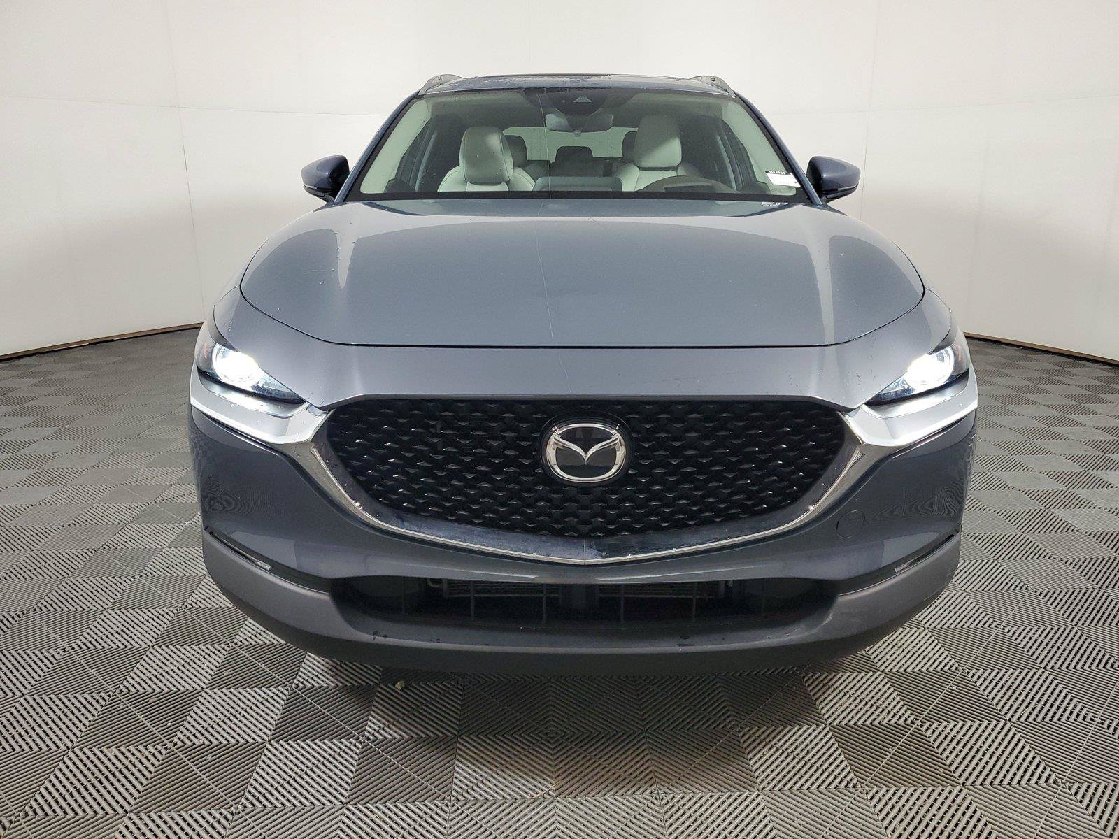 Used 2021 MAZDA CX-30 FWD 2.5 S w/ Premium Package image 2