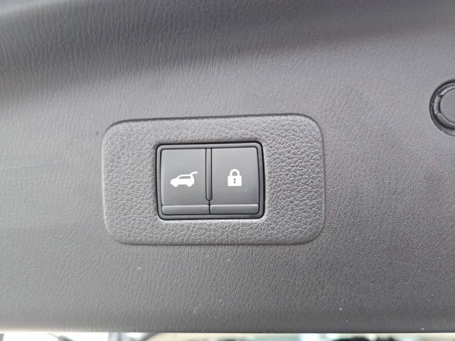 Used 2022 Nissan Armada Platinum w/ Captain's Chairs Package image 29