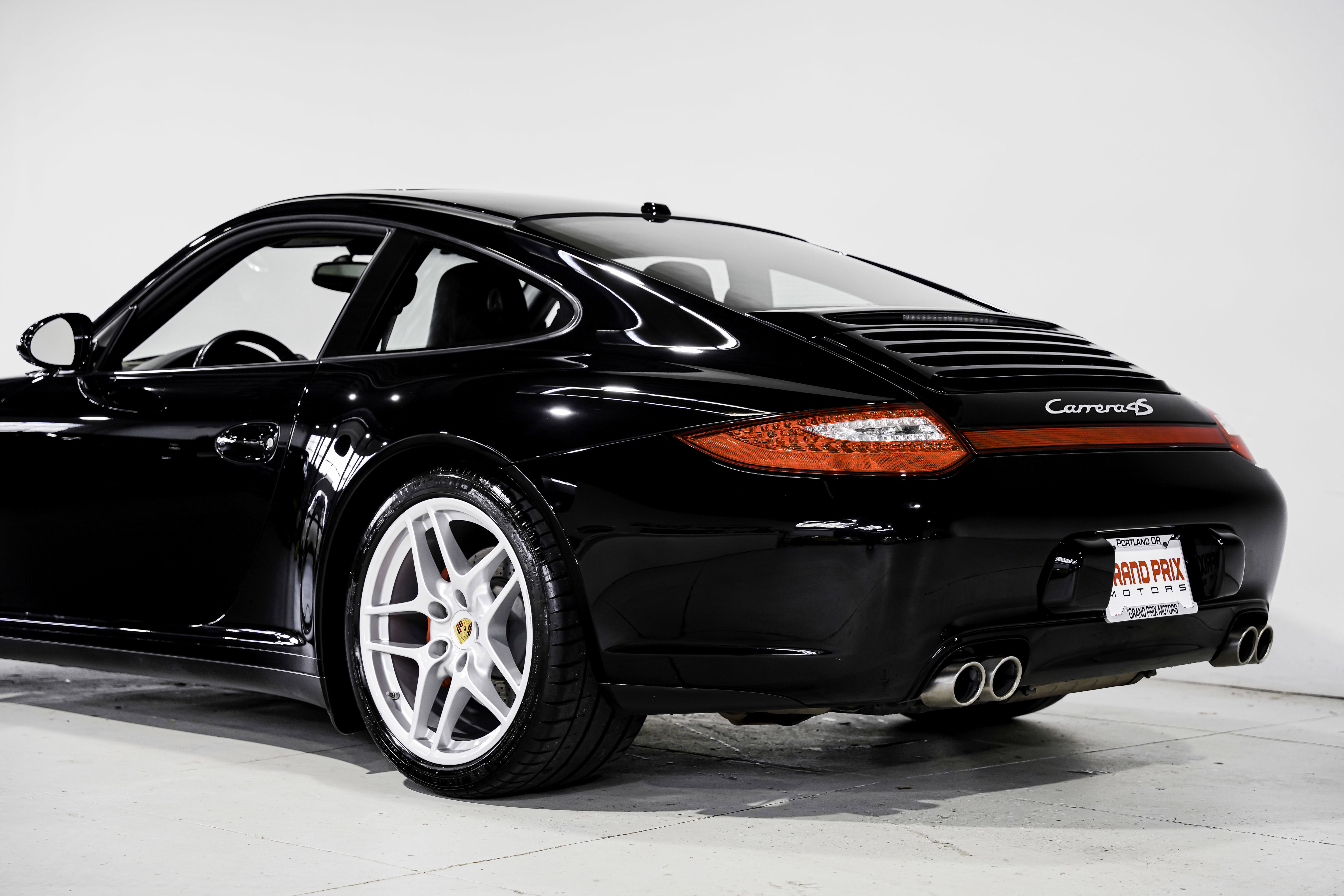 Used 2010 Porsche 911 Carrera 4S image 34
