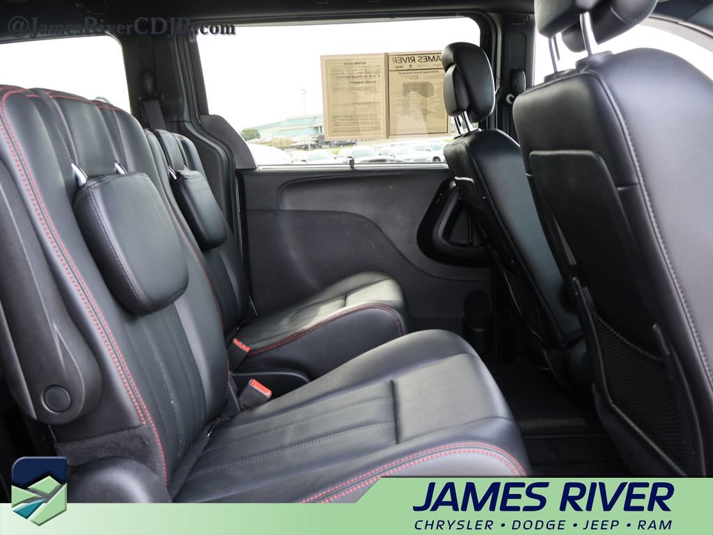 Used 2019 Dodge Grand Caravan GT FWD image 11