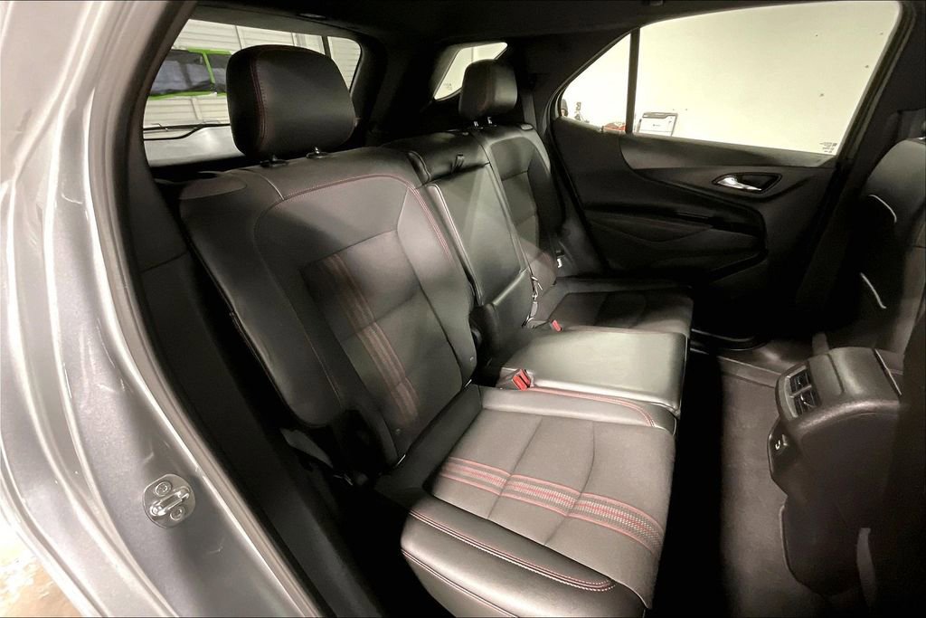 Used 2023 Chevrolet Equinox RS image 34