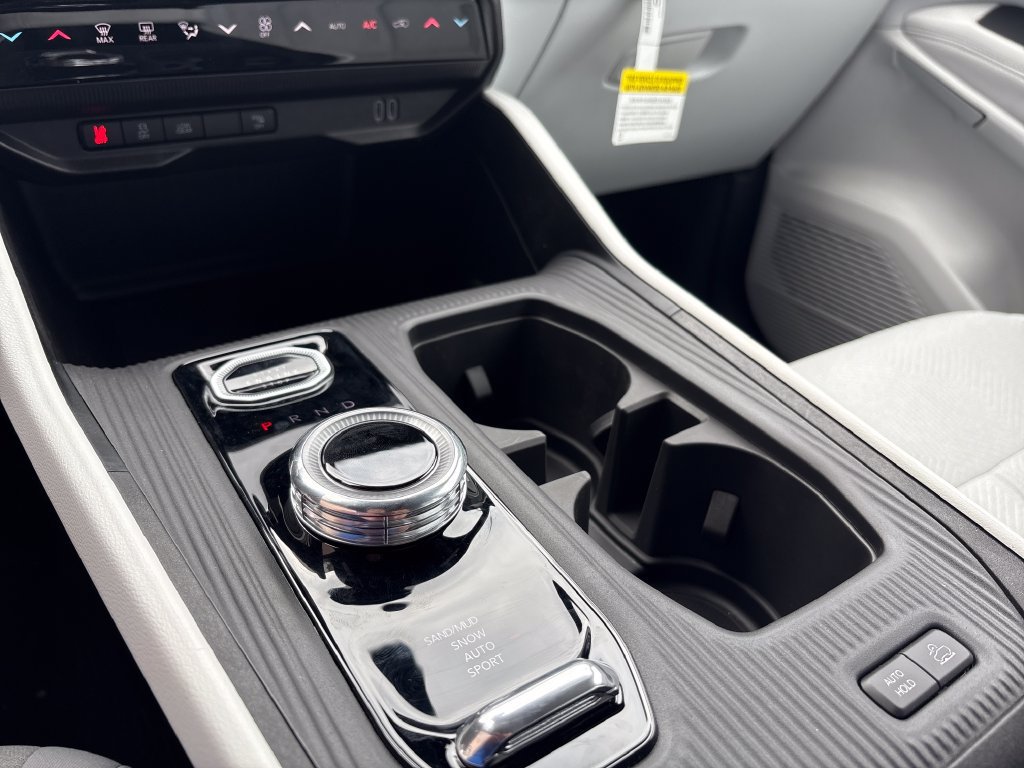 New 2026 Jeep Cherokee Laredo AWD/4WD image 14