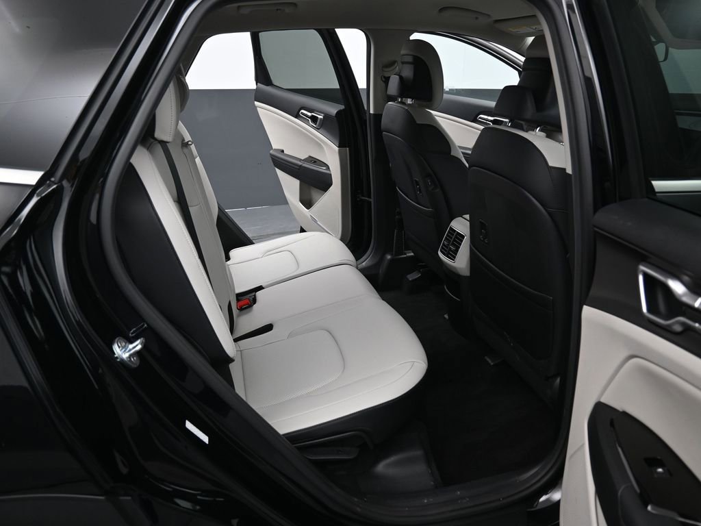 Used 2023 Kia Sportage EX image 33