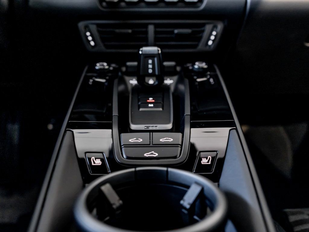 New 2026 Porsche 911 Carrera image 24