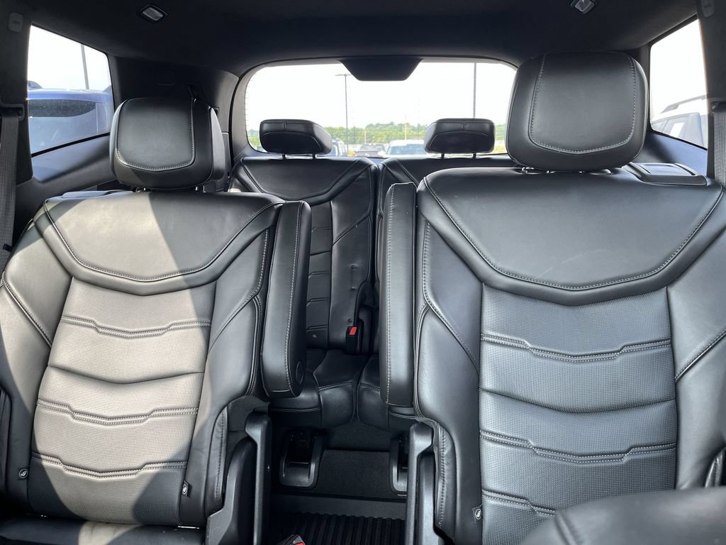 Used 2021 Cadillac XT6 Sport w/ Platinum Package AWD/4WD image 23