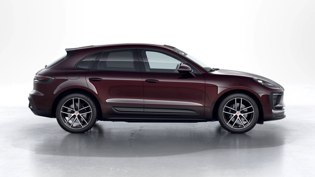 New 2026 Porsche Macan AWD/4WD image 6