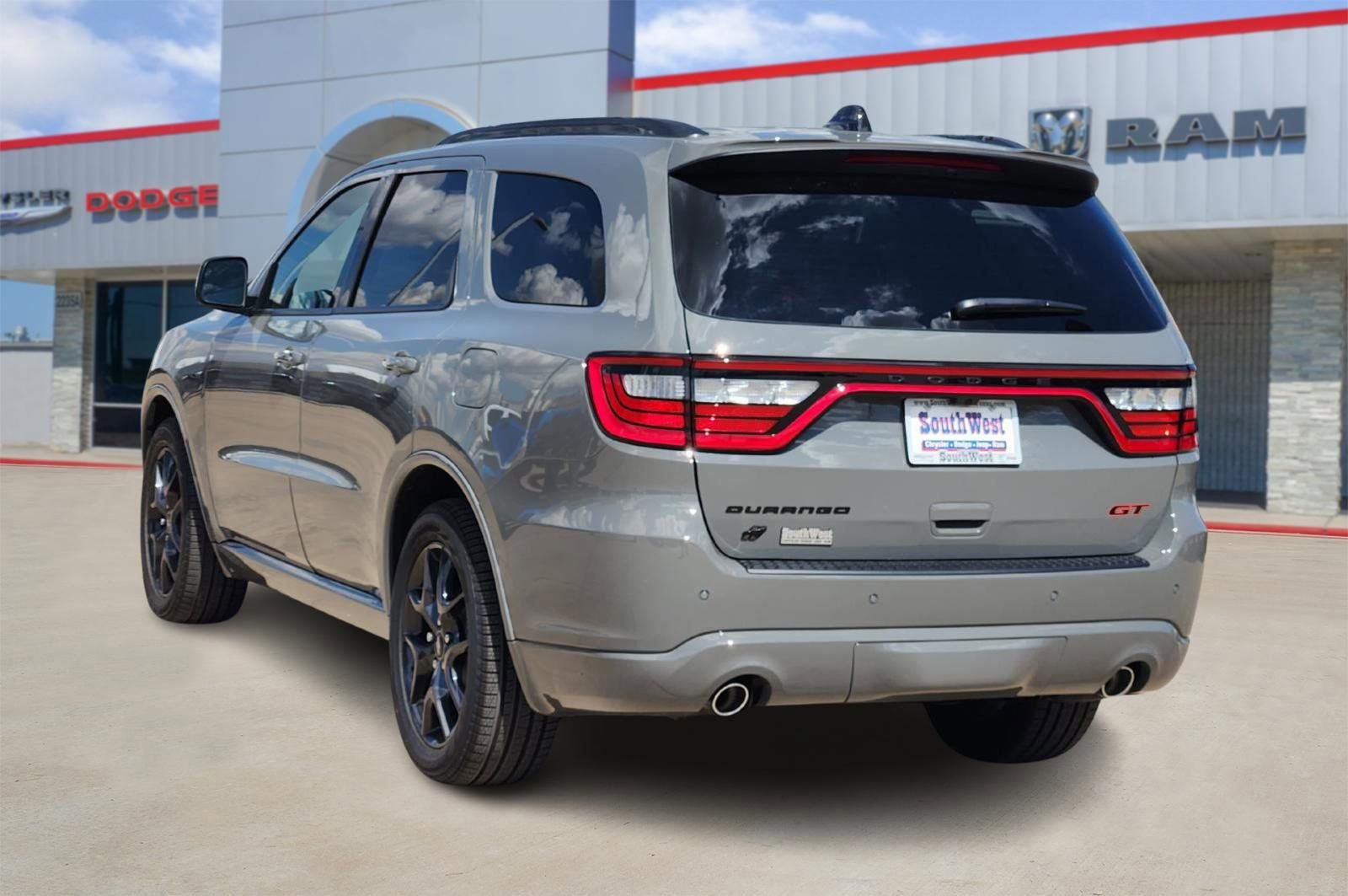 New 2026 Dodge Durango GT image 4